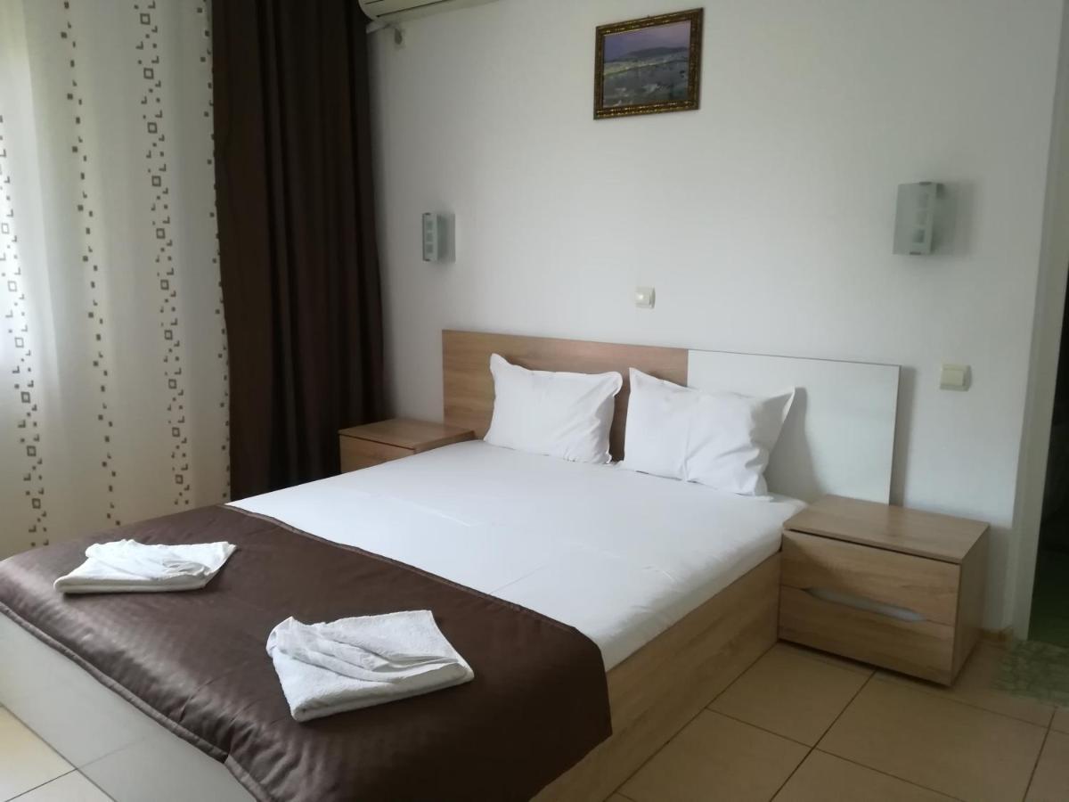 Casa Mevas Hotel Costinesti Ngoại thất bức ảnh